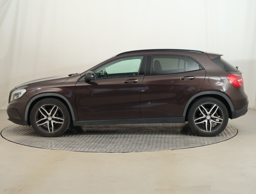Mercedes-Benz GLA, 2014