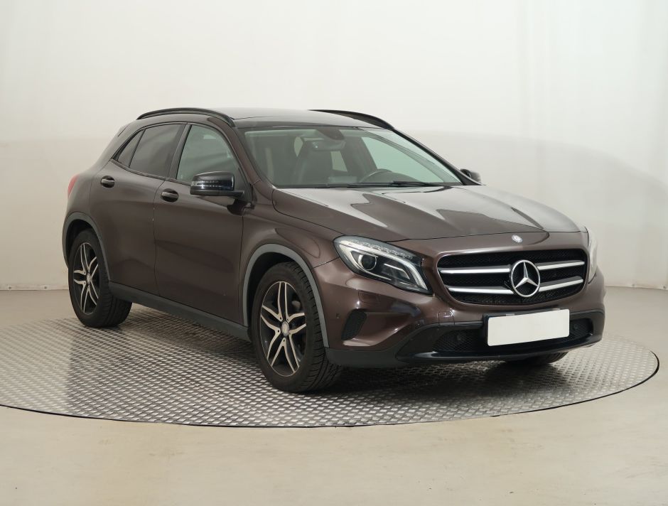 Mercedes-Benz GLA - 2014