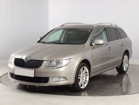 Skoda Superb - 2011