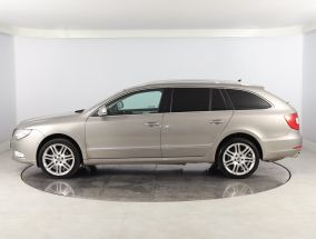 Skoda Superb - 2011