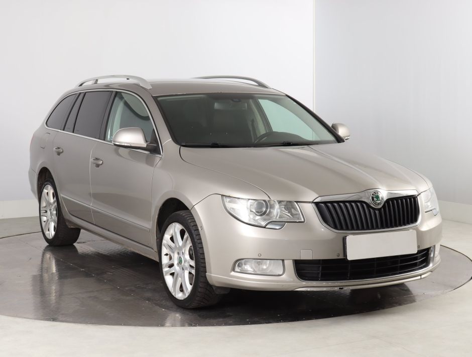 Skoda Superb - 2011