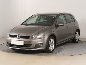 Volkswagen Golf - 2016