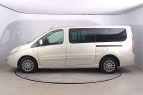 Peugeot Expert - 2010