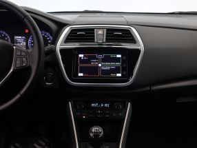 Suzuki SX4 S-Cross - 2020