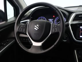 Suzuki SX4 S-Cross - 2020