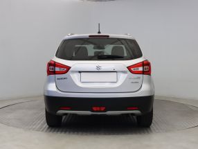 Suzuki SX4 S-Cross - 2020