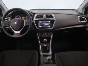 Suzuki SX4 S-Cross - 2020