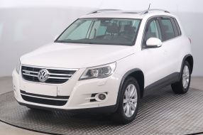 Volkswagen Tiguan - 2009
