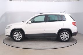 Volkswagen Tiguan - 2009