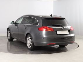 Opel Insignia - 2012