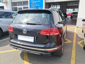 Volkswagen Touareg - 2016
