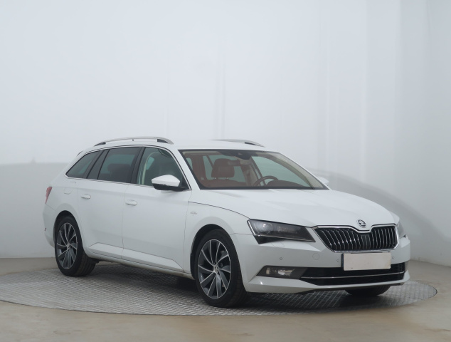 Škoda Superb, 2016