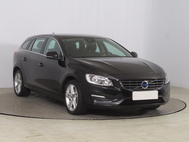 Volvo V60 2015
