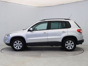 Volkswagen Tiguan - 2010
