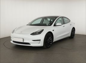 Tesla Model 3 - 2021