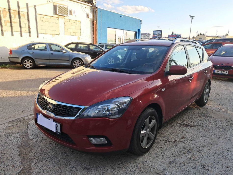 Kia Ceed - 2011