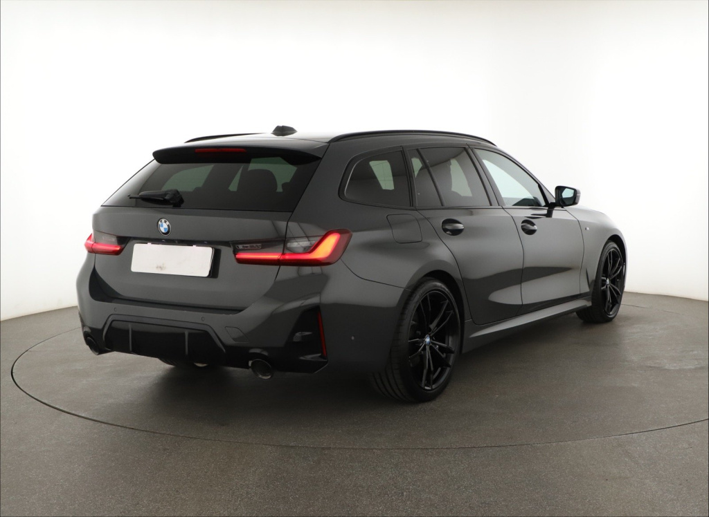 BMW 3