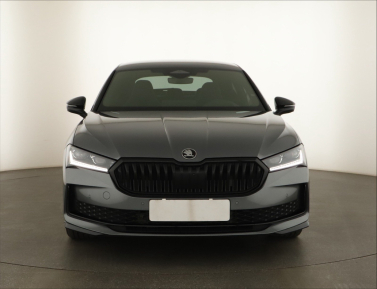 Škoda Superb - 2025