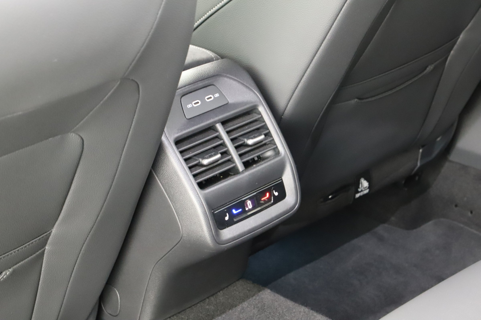 Škoda Superb - 2025