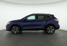 Nissan Qashqai - 2015