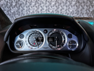 Aston Martin V8 Vantage - 2007