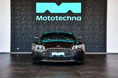 Aston Martin V8 Vantage - 2007