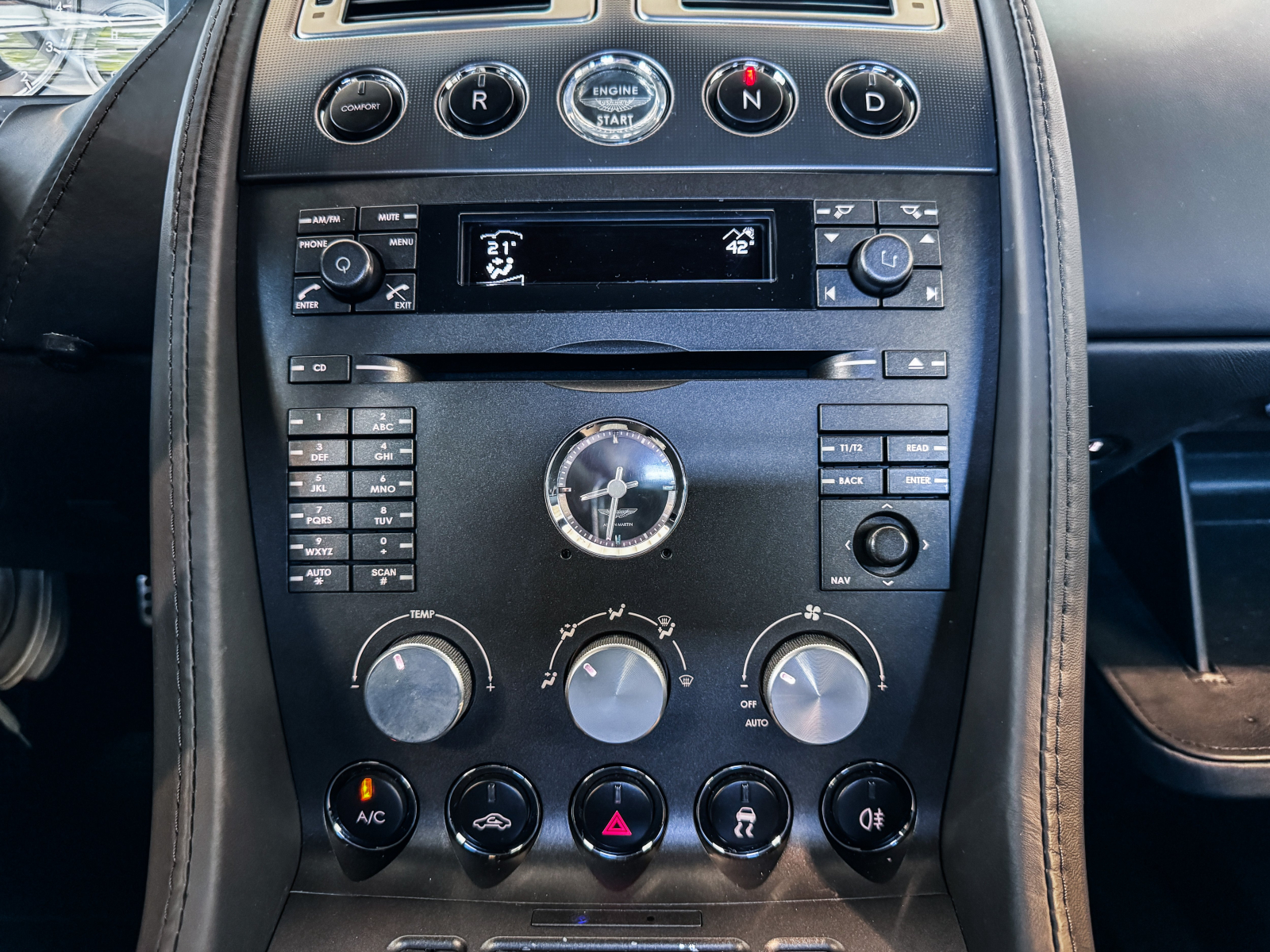 Aston Martin V8 Vantage - 2007