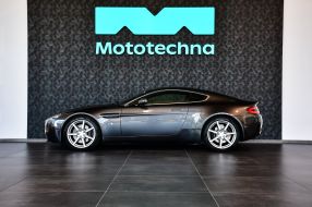 Aston Martin V8 Vantage - 2007