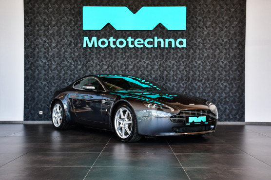 Aston Martin V8 Vantage
