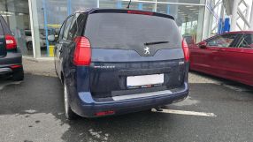 Peugeot 5008 - 2010