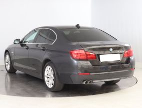 BMW 5 - 2011
