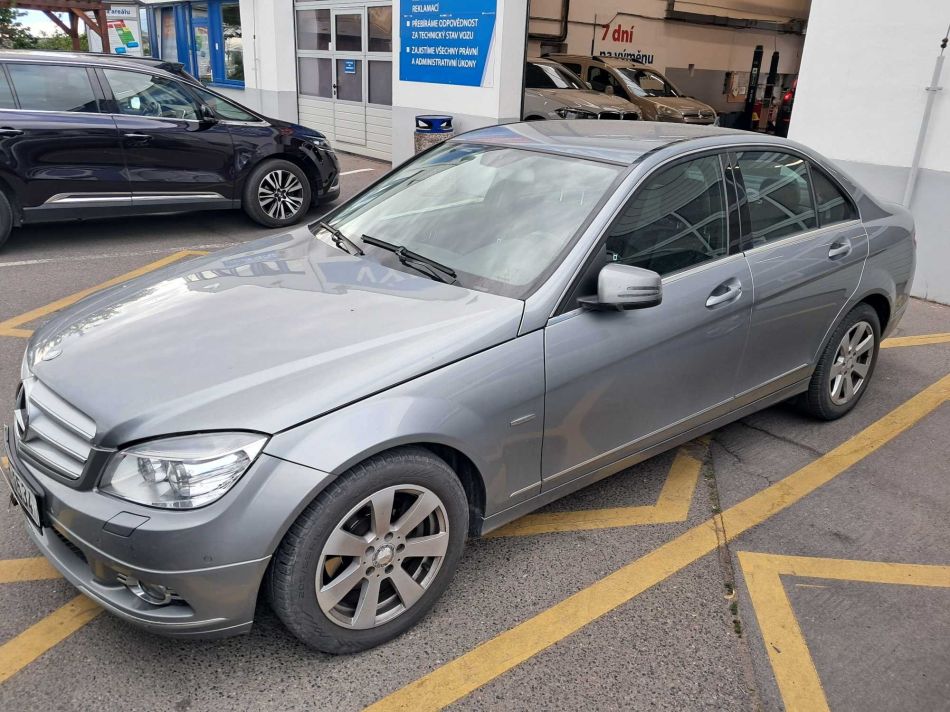 Mercedes-Benz C - 2009