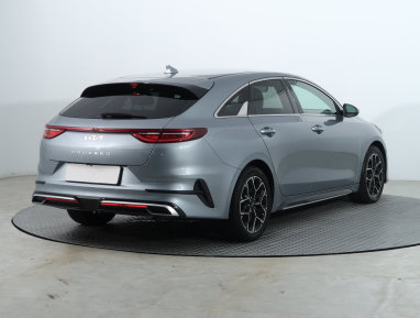 Kia ProCeed - 2023