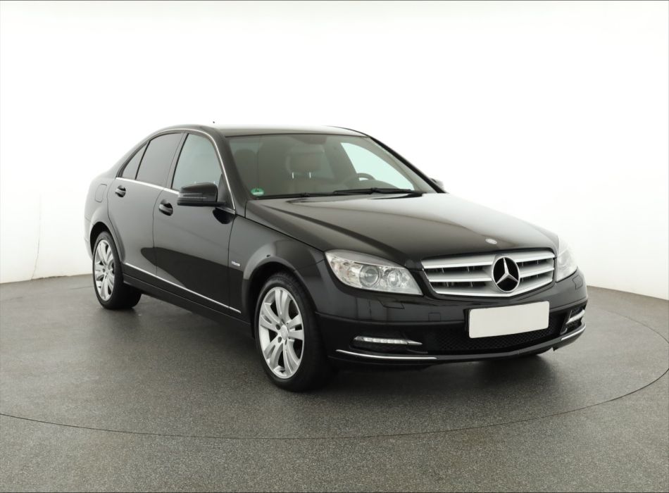 Mercedes-Benz C - 2010