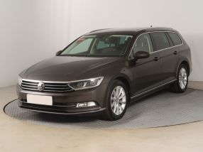 Volkswagen Passat - 2015