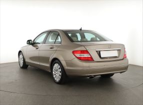 Mercedes-Benz C - 2007