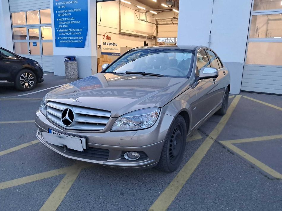 Mercedes-Benz C - 2007