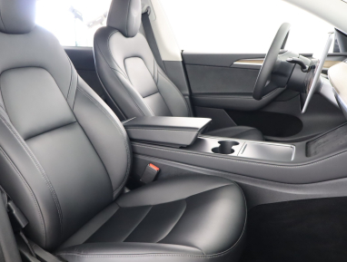 Tesla Model Y - 2022