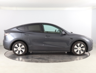 Tesla Model Y - 2022