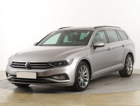 Volkswagen Passat - 2021