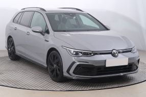 Volkswagen Golf - 2022