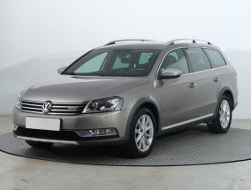 Volkswagen Passat - 2013