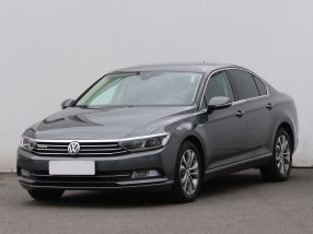 Volkswagen Passat - 2016