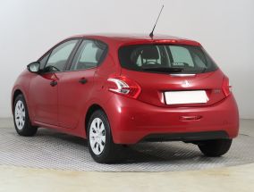 Peugeot 208 - 2015