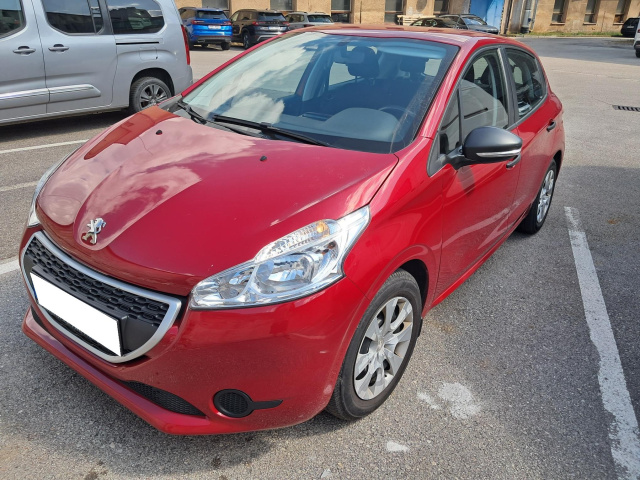 Peugeot 208 2015