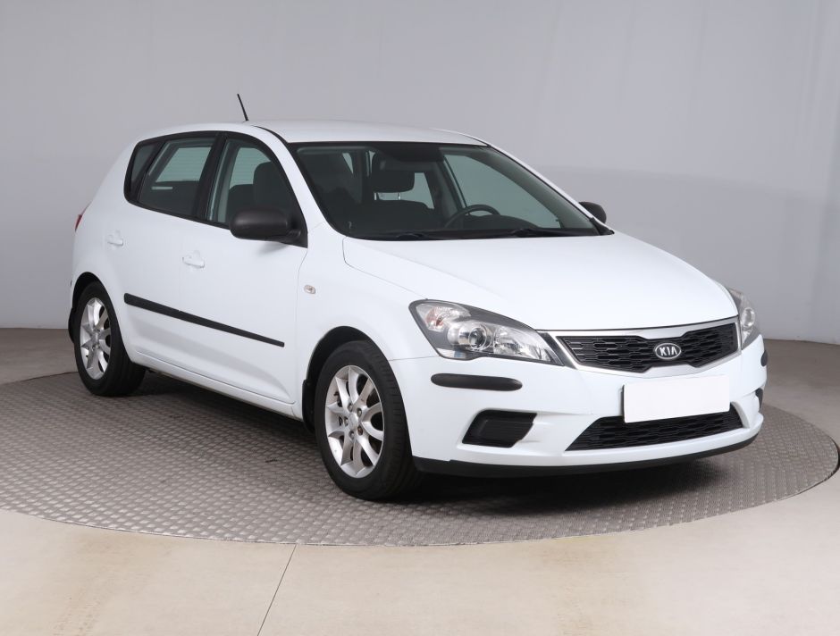 Kia Ceed - 2010