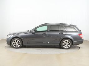 Mercedes-Benz C - 2010
