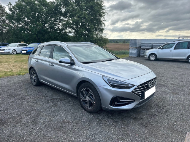 Hyundai i30 2021
