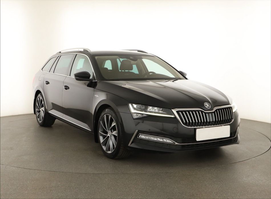 Skoda Superb - 2021