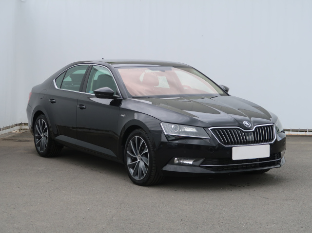 Škoda Superb 2015